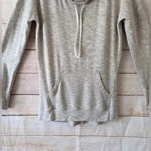 Athleta Cowl Neck Sweatshirt Women's Size Small S Oatmeal Kangaroo Pocket - Picture 4 of 13
